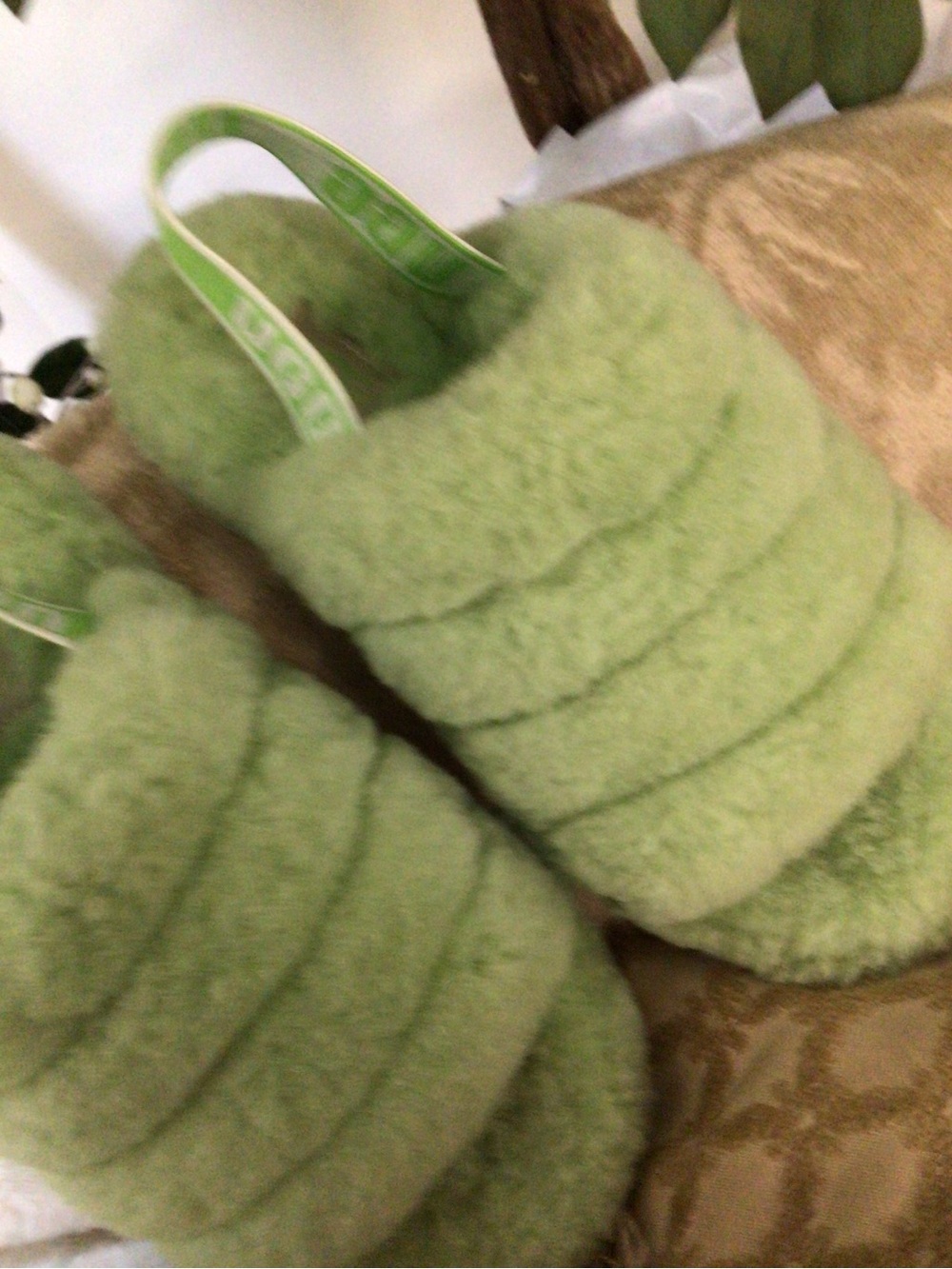 UGG - Picture 8 of 10